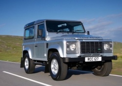 Land Rover Defender 90