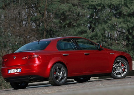 Alfa Romeo 159 2010 год вид сзади