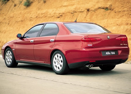 Alfa Romeo 166 1998 год вид сзади