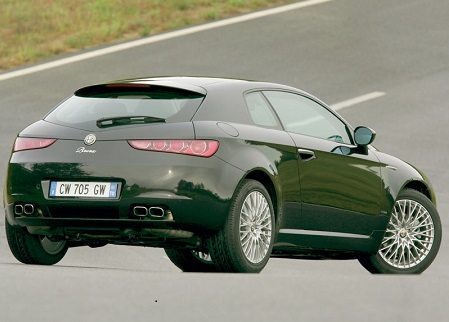 Alfa Romeo Brera 2005 год вид сзади